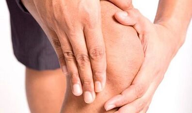 Welche Symptome zur Unterscheidung von Arthritis von Arthrose durch Arthroten